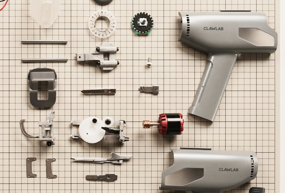 “We Built It Like a Drone”: A Clawlab Engineer Explains the Mechanics Behind Their Tufting Gun