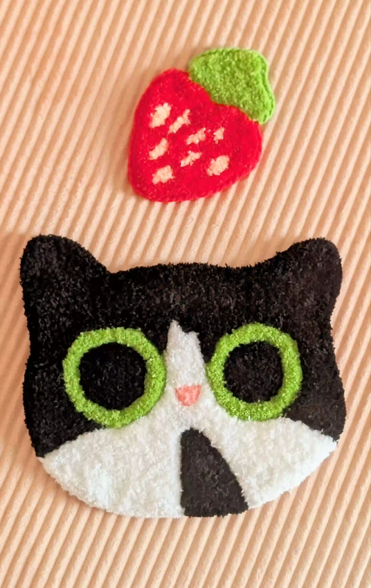 for my cat Iso🐈‍⬛