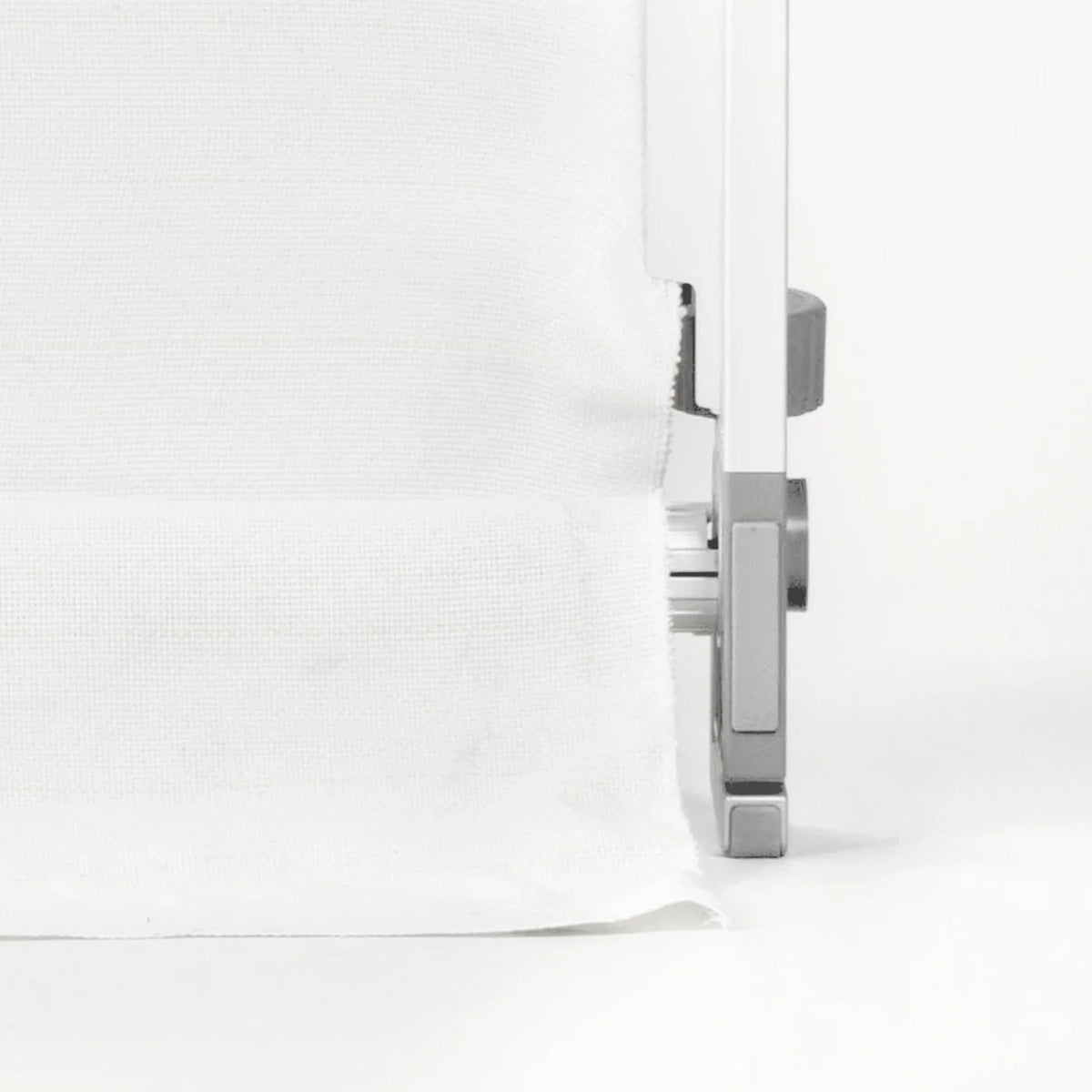 Clawlab tufting frame detail: Nail-free clamp secures white fabric for precise, steady results.